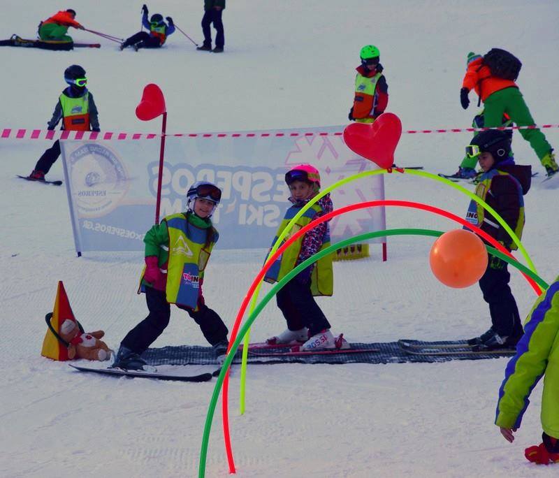 Esperos Ski Team - Χιονοδρομικο Κέντρο Ελατοχωρίου