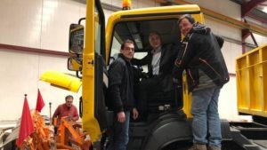 φορτηγό – εκχιονιστικό